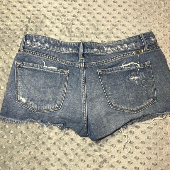 KanCan Denim Frayed cut off Shorts Large Shorties - Picture 2 of 7